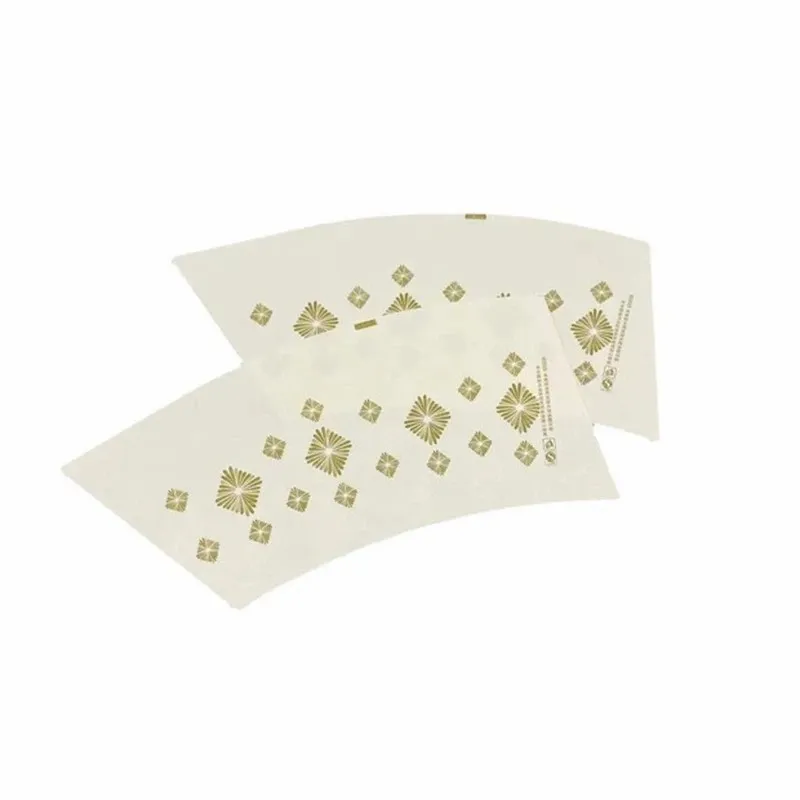 Bicchiere di carta usa e getta bianco semplice